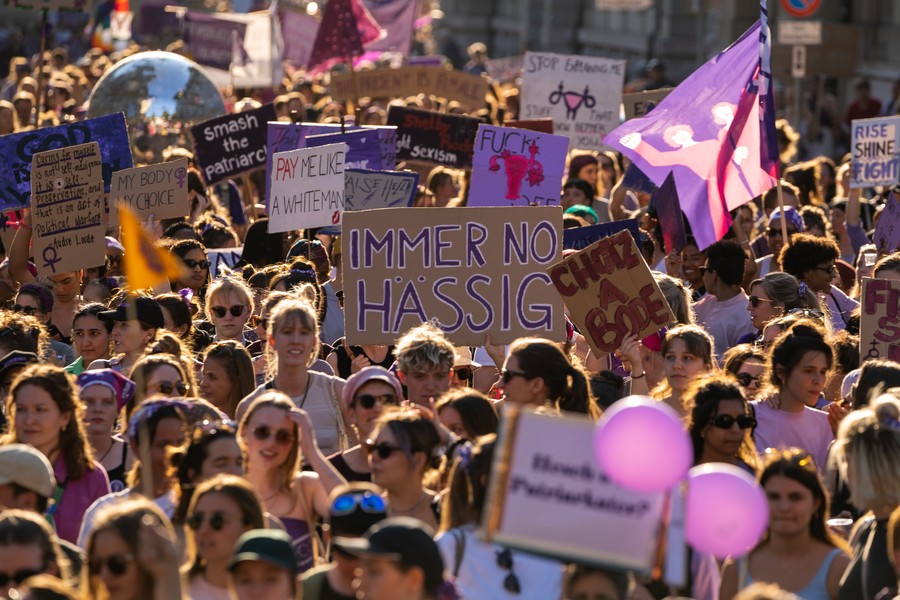 14 juin : la JS réclame une semaine obligatoire d'éducation et de prévention contre les violences sexuelles