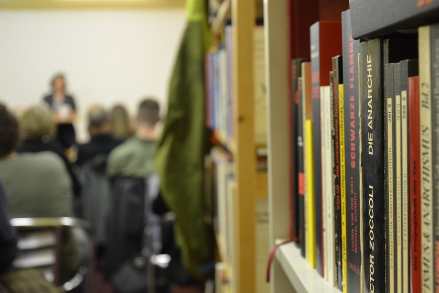 Bildungsveranstaltung Systemkritik an der Polizei