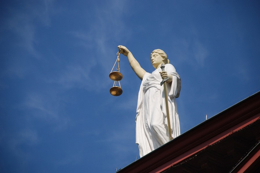 De la justice et de l’injustice — Thèses sur le système judiciaire