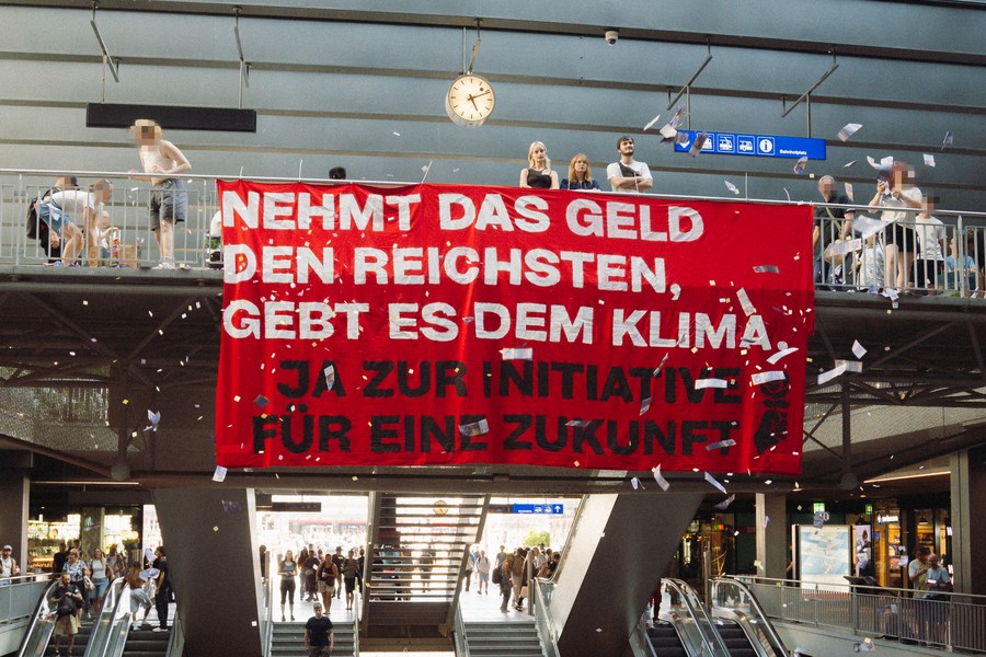 Superreiche stoppen - Klima und Demokratie schützen: Am 30. November JA zur Initiative für eine Zukunft!