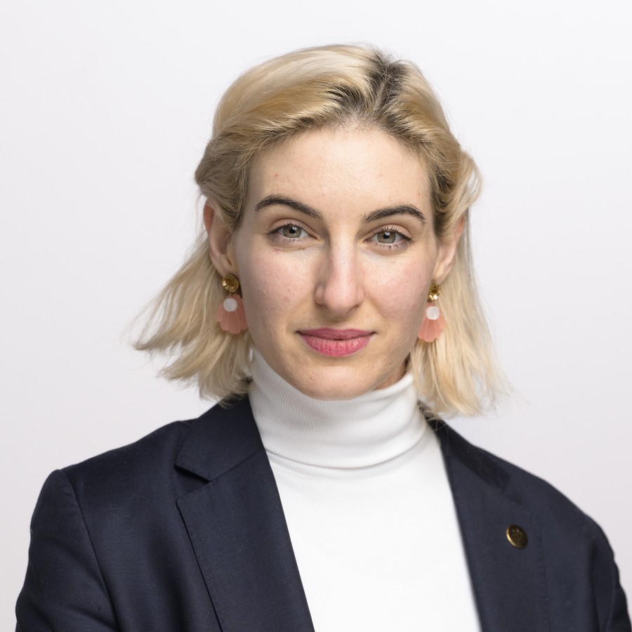 Anna Rosenwasser (Sie)
