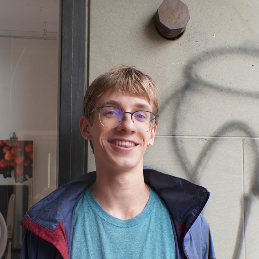 Samuel Vonwil (er/il/lui)