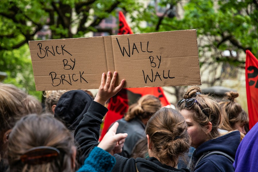 Contro la disdetta della Convenzione sui rifugiati, contro l'iniziativa disumana dell’UDC