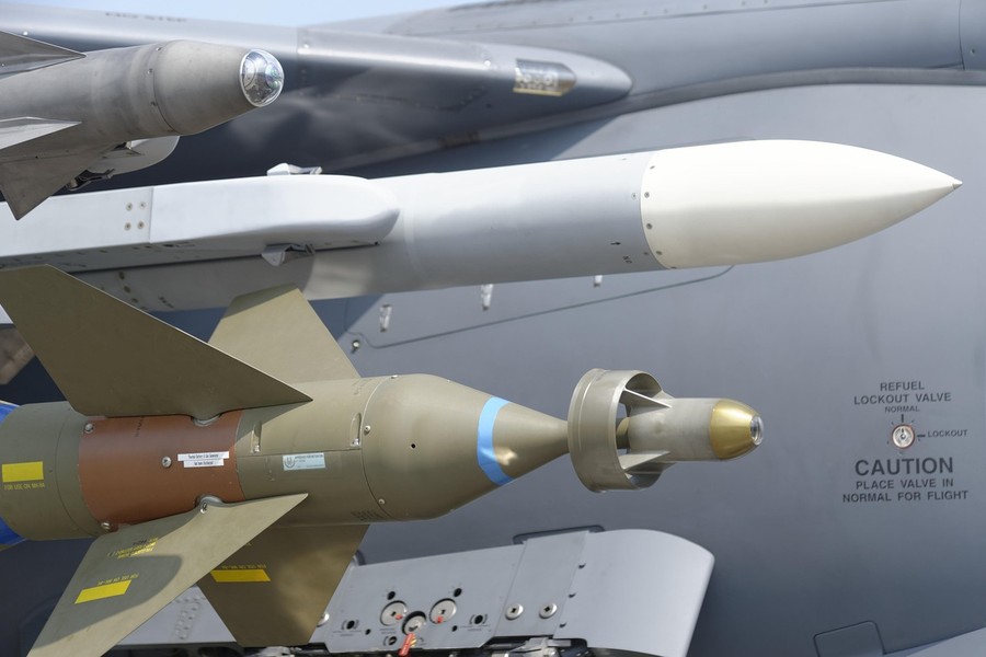 Stop all’industria militare svizzera
